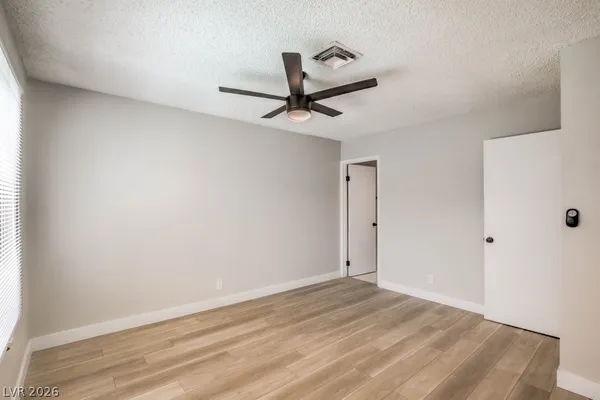 $2,499 | 5394 Stirrup Street, Las Vegas, NV 89119