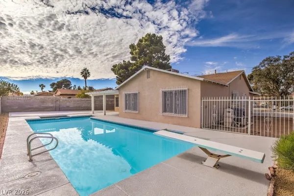 $2,499 | 5394 Stirrup Street, Las Vegas, NV 89119