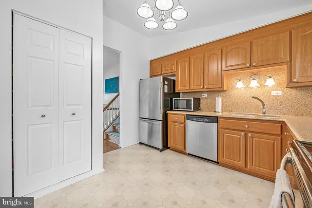 $575,000 | 19225 Walters Avenue, Poolesville, MD 20837