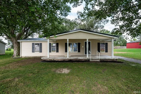 $205,000 | 517 South 6th Street, Mitchell, IN 47446
