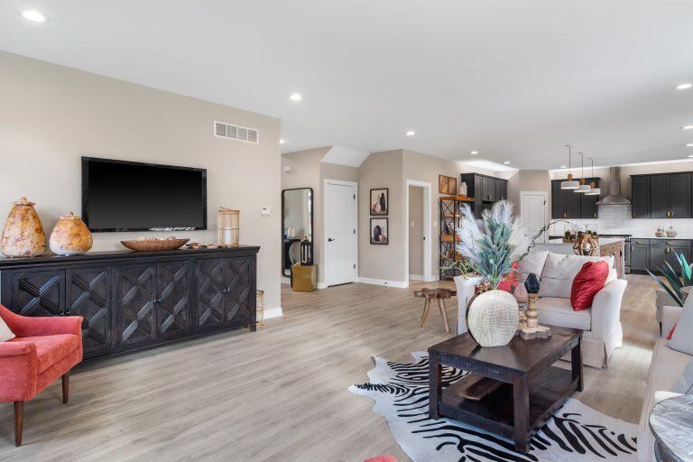 10368 California Street Crown Point, IN 46307 - Photo 11 of 21 768x512