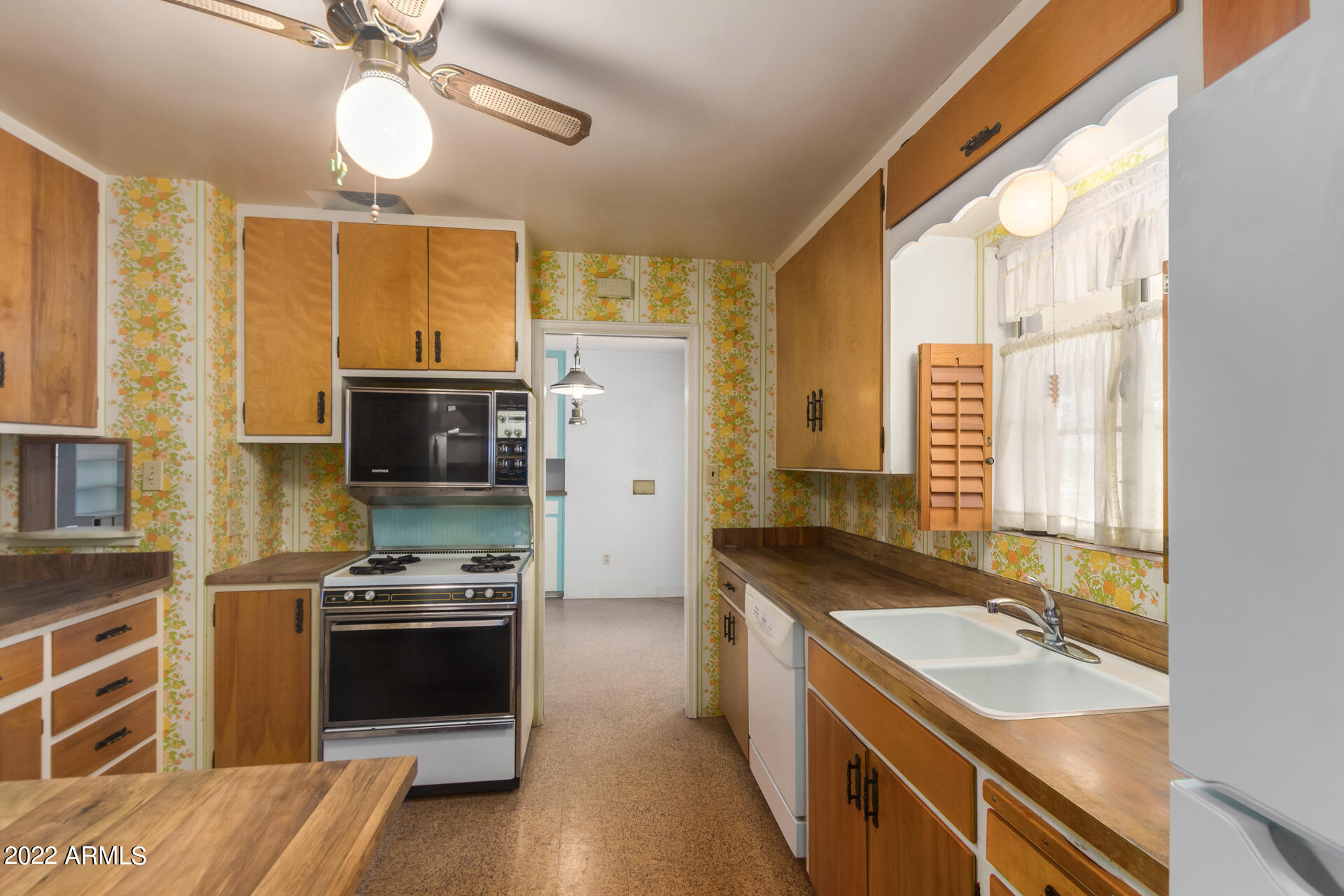 6718 North 14th Place Phoenix, AZ 85014 - Photo 12 of 30 0012-12 - 14th