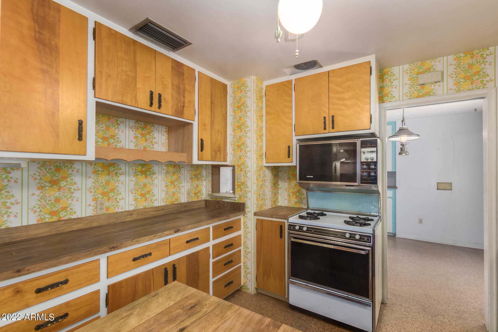 6718 North 14th Place Phoenix, AZ 85014 - Photo 13 of 30 0013-13 - 14th
