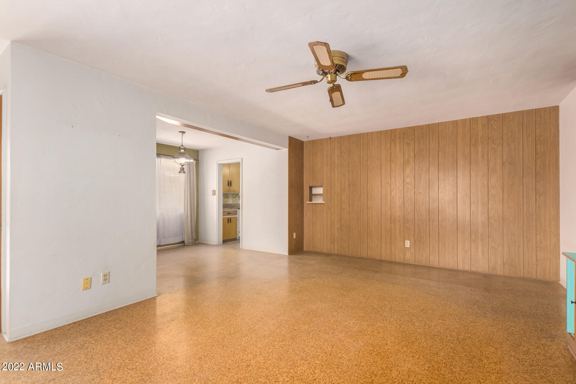 6718 North 14th Place Phoenix, AZ 85014 - Photo 9 of 30 0009-9 - 14th