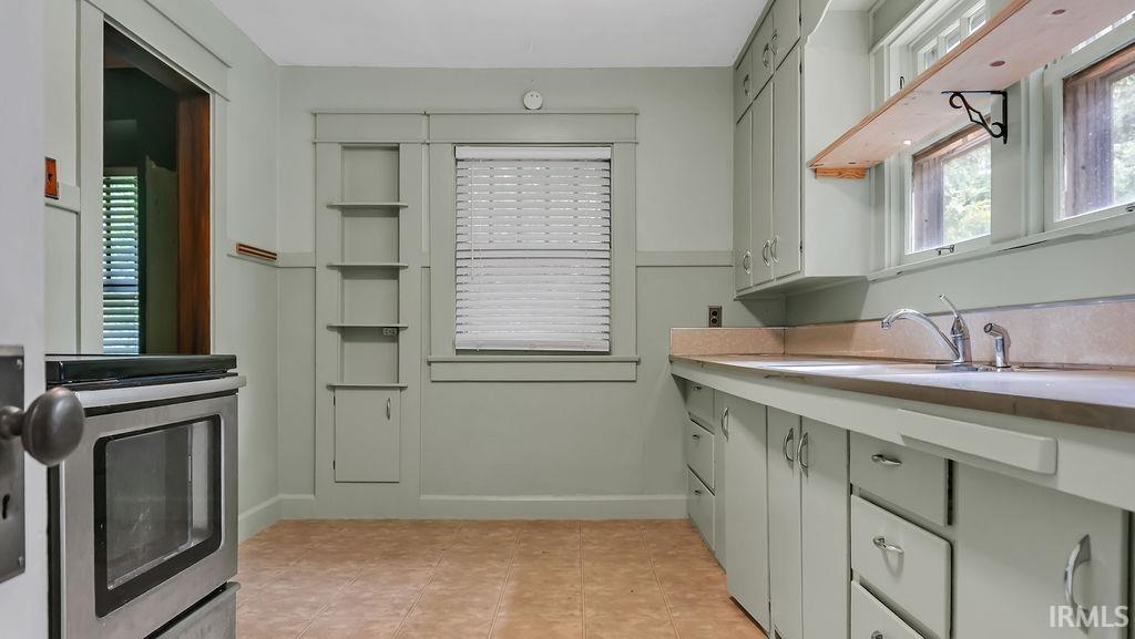 810 North Walnut Street Bloomington, IN 47404 - Photo 4 of 23