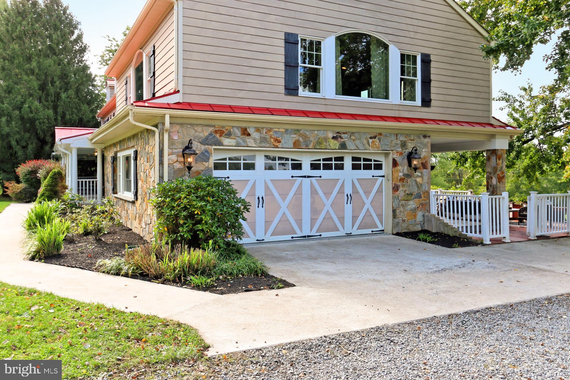 39605 Rodeffer Road Lovettsville, VA 20180 - Photo 3 of 100 Gallery Image 3