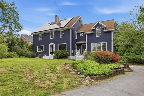 $1,248,000 | 106 Concord Road, Bedford, MA 01730