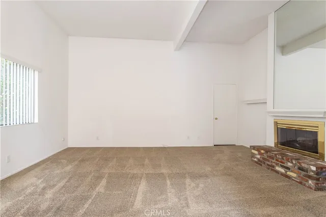 $425,000 | 18433 Hatteras Street, Unit 508, Tarzana, CA 91356