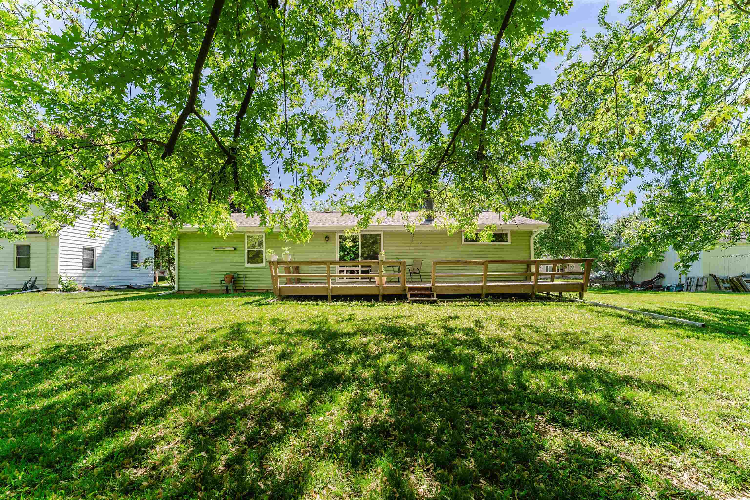 727 South Telulah Avenue Appleton, WI 54915 - Photo 5 of 33