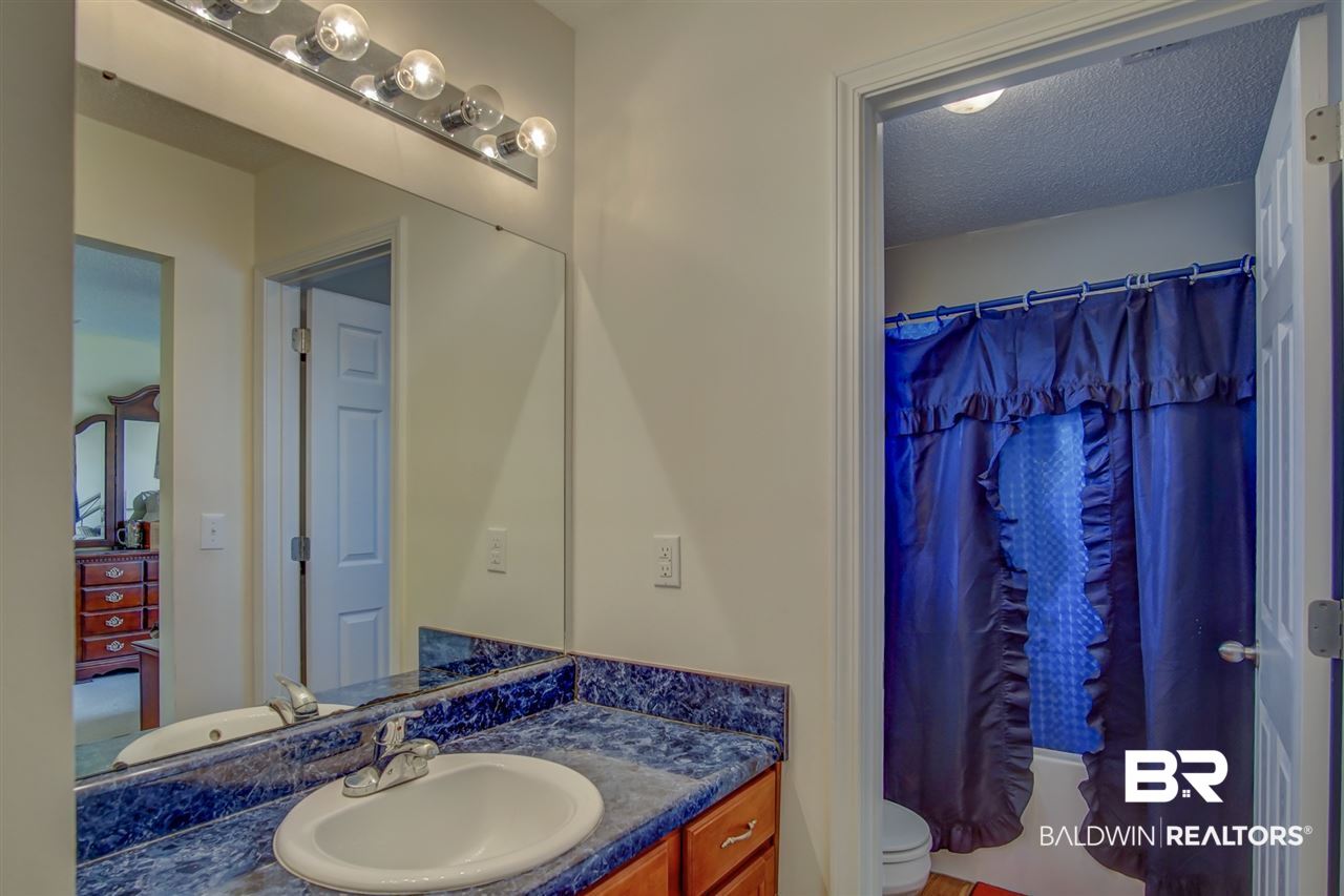 28394 County Road 65 Loxley, AL 36551 - Photo 16 of 31 Master Bathroom