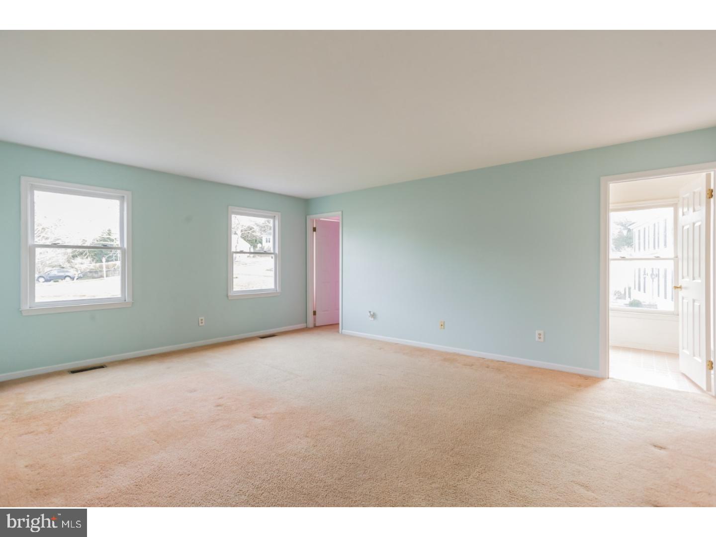255 Spring Run Lane Downingtown, PA 19335 - Photo 14 of 24 Gallery Image 14