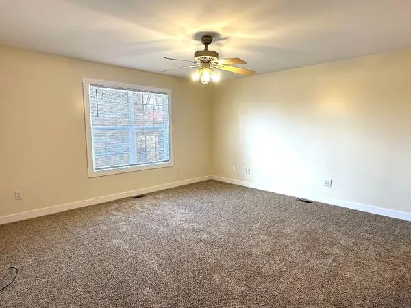 $2,200 | 460 Fox Lane, Walworth, WI 53184