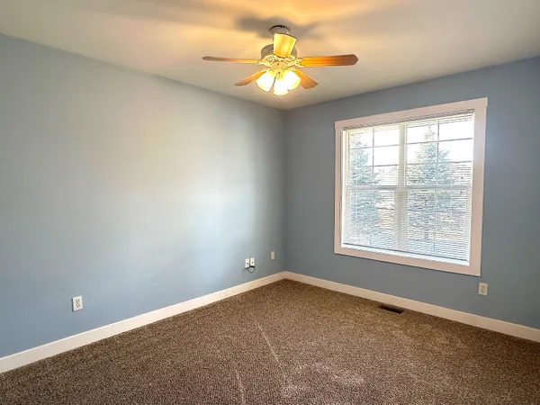 $2,200 | 460 Fox Lane, Walworth, WI 53184