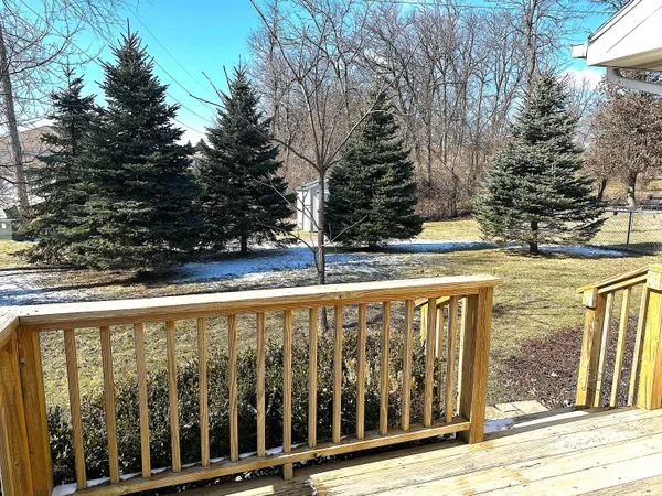 $2,200 | 460 Fox Lane, Walworth, WI 53184