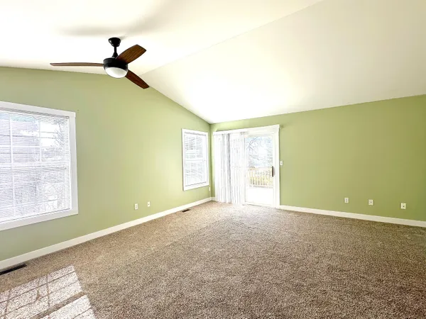 $2,200 | 460 Fox Lane, Walworth, WI 53184