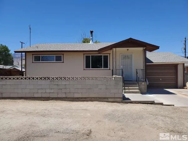 $445,000 | 237-245 F Street, Hawthorne, NV 89415