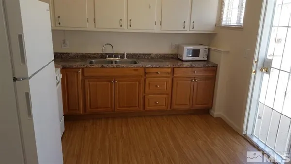 $445,000 | 237-245 F Street, Hawthorne, NV 89415