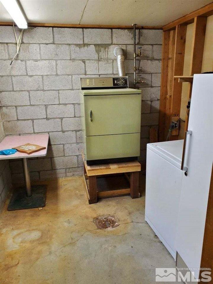 237-245 F Street Hawthorne, NV 89415 - Photo 21 of 21 a room with storage and utility