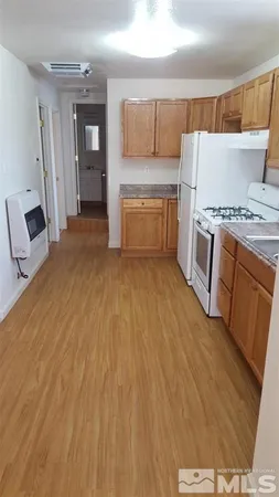$445,000 | 237-245 F Street, Hawthorne, NV 89415