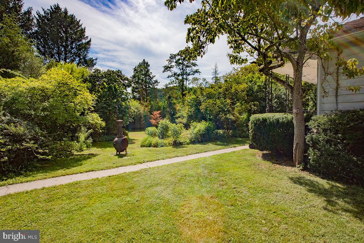 1823 Friedensburg Road Reading, PA 19606 - Photo 11 of 41