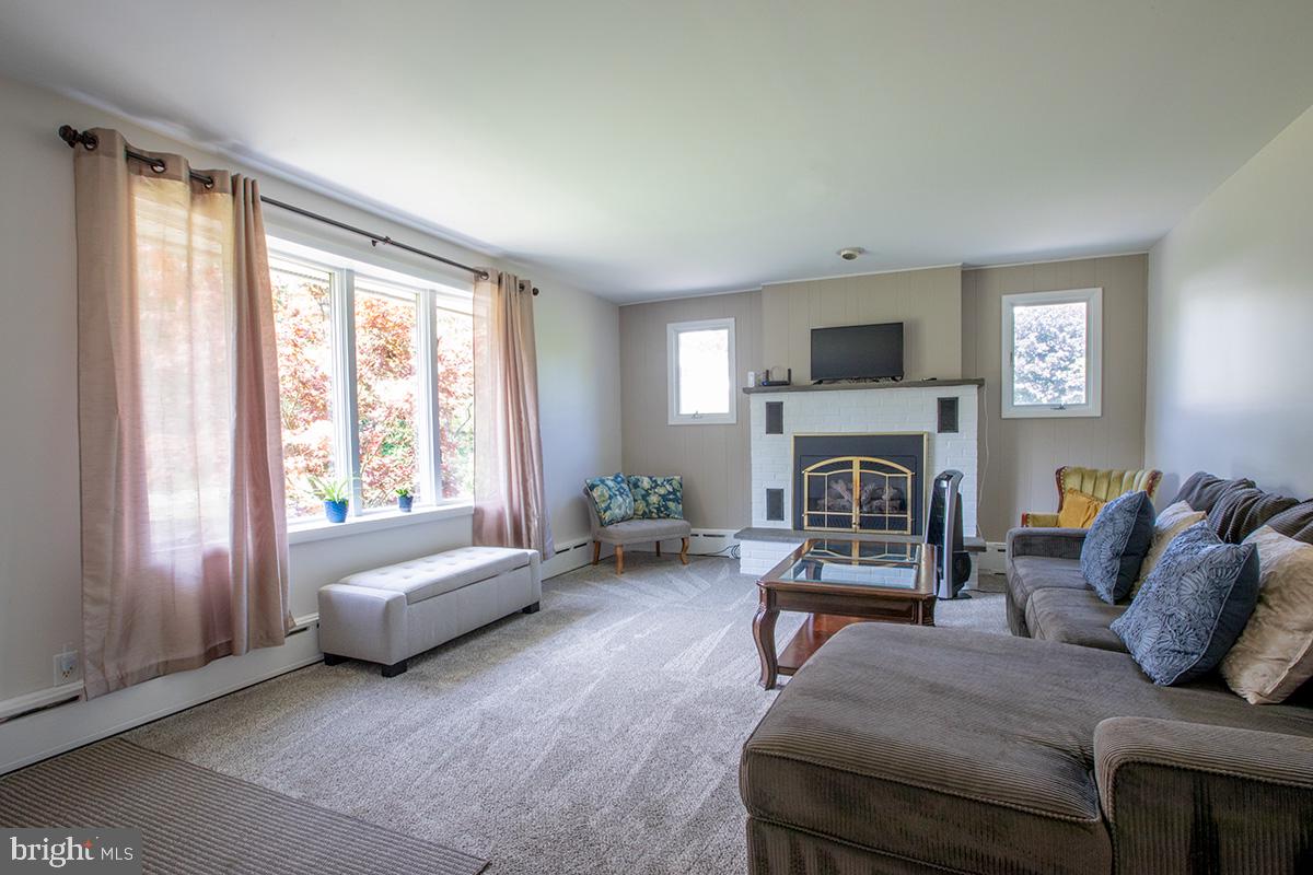 1823 Friedensburg Road Reading, PA 19606 - Photo 19 of 41