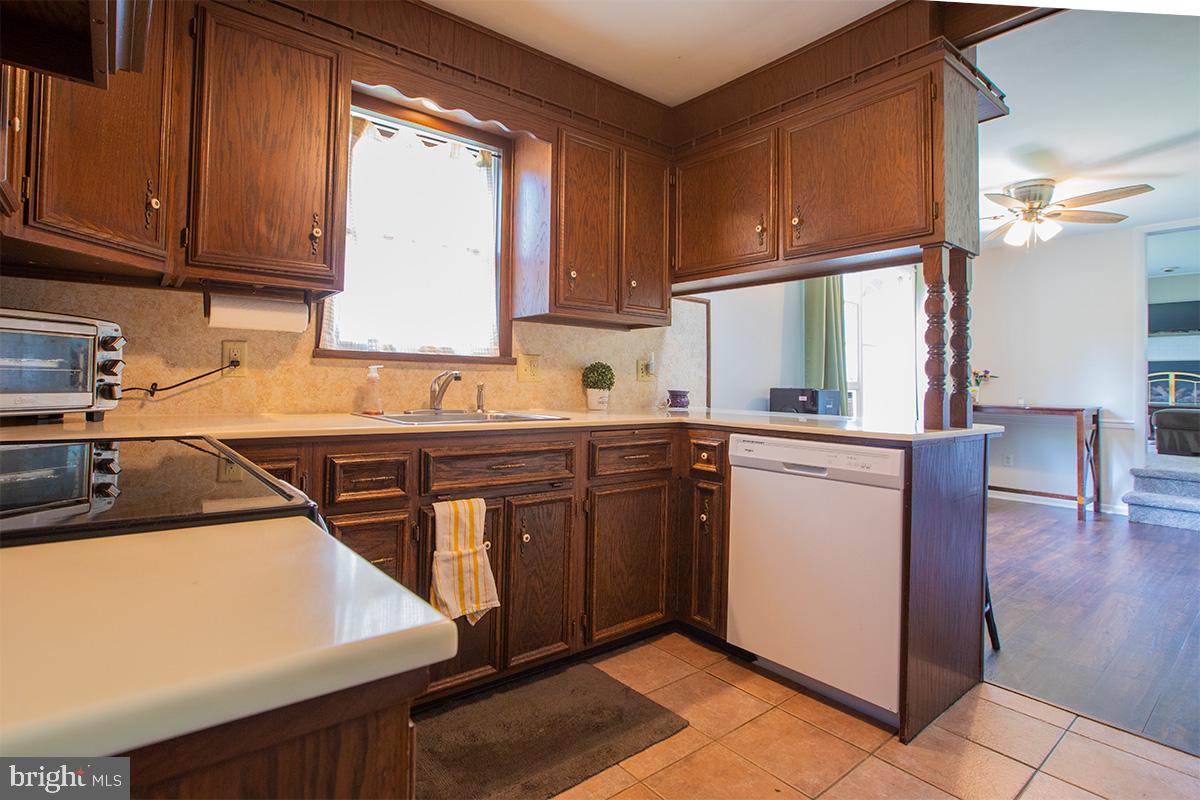 1823 Friedensburg Road Reading, PA 19606 - Photo 25 of 41