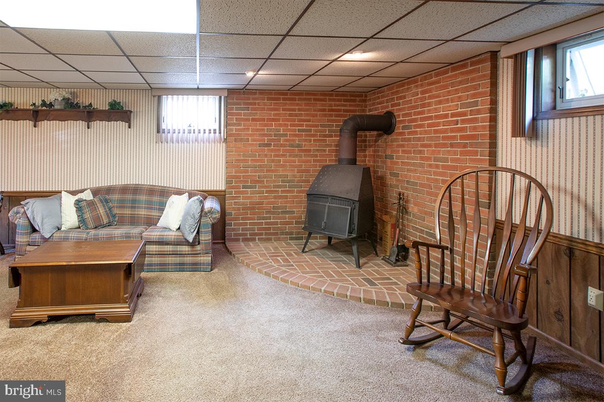 1823 Friedensburg Road Reading, PA 19606 - Photo 38 of 41