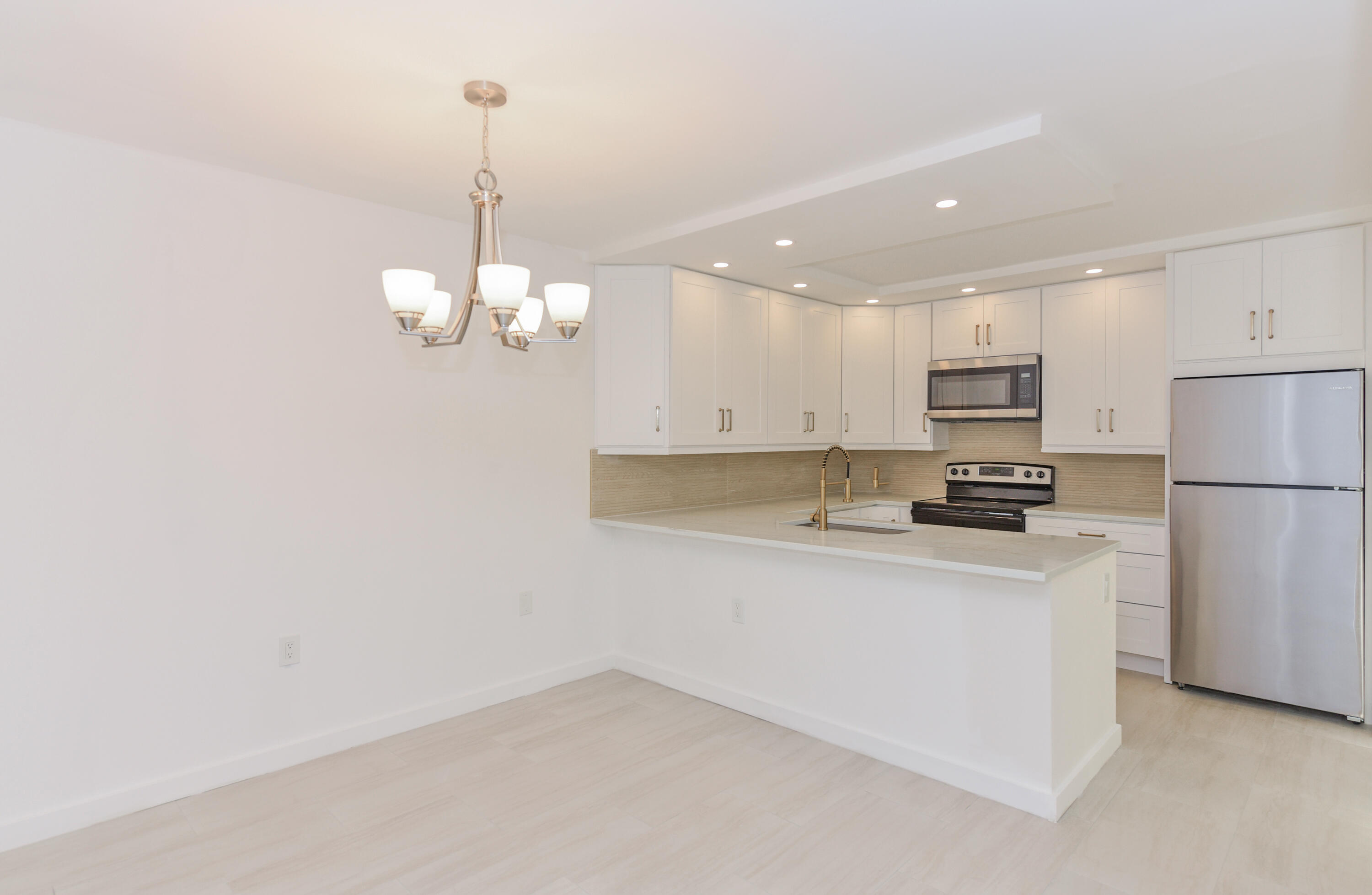 2018 20th Court Jupiter, FL 33477 - Photo 3 of 41 2018 20th Ct_Marina Brier_24