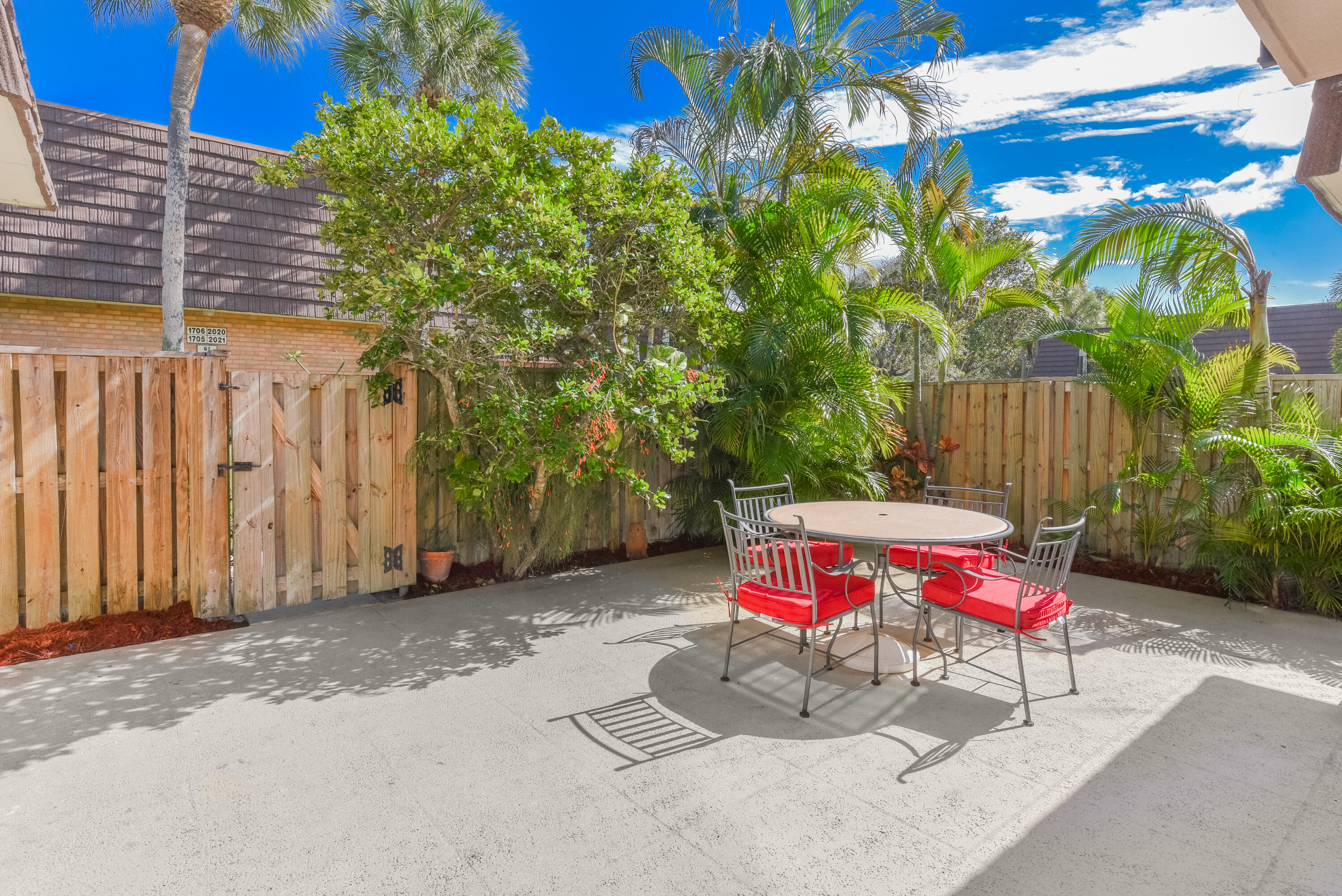 2018 20th Court Jupiter, FL 33477 - Photo 37 of 41 2018 20th Ct_Marina Brier_37