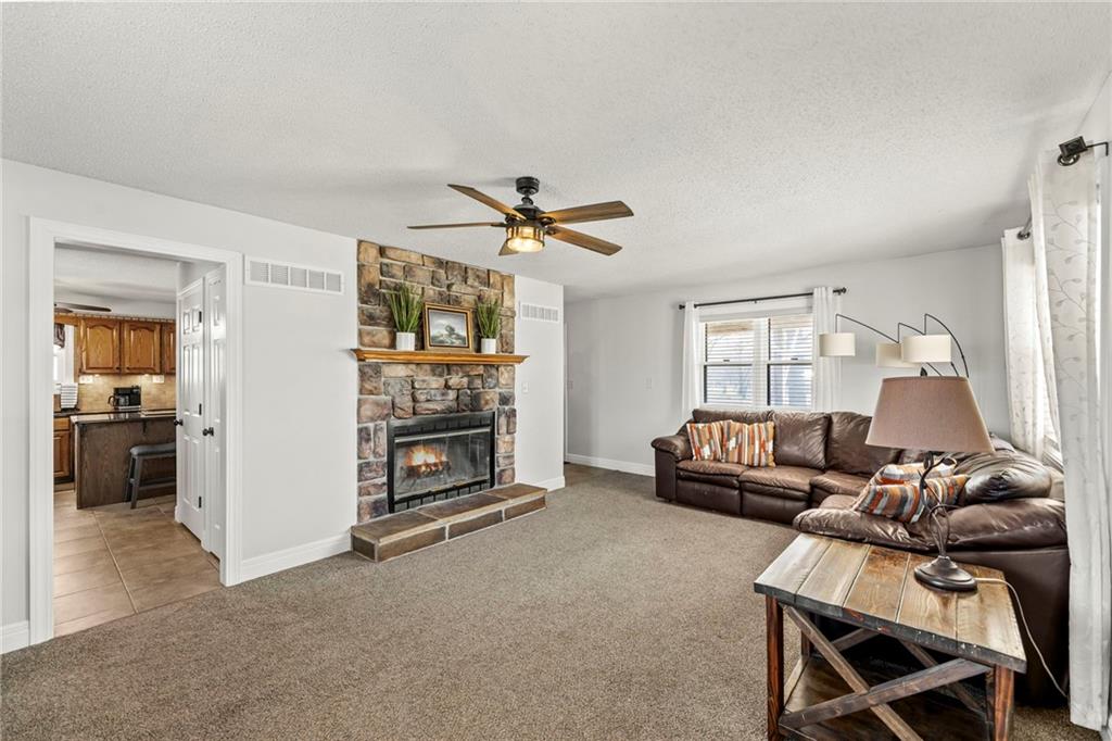 16788 Dwyer Road Basehor, KS 66007 - Photo 13 of 75