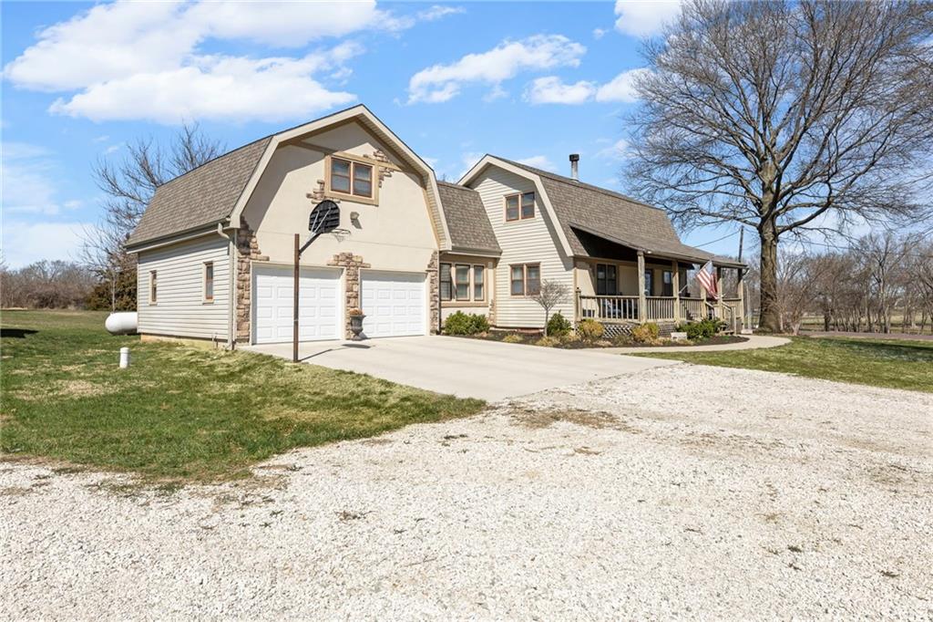 16788 Dwyer Road Basehor, KS 66007 - Photo 4 of 75