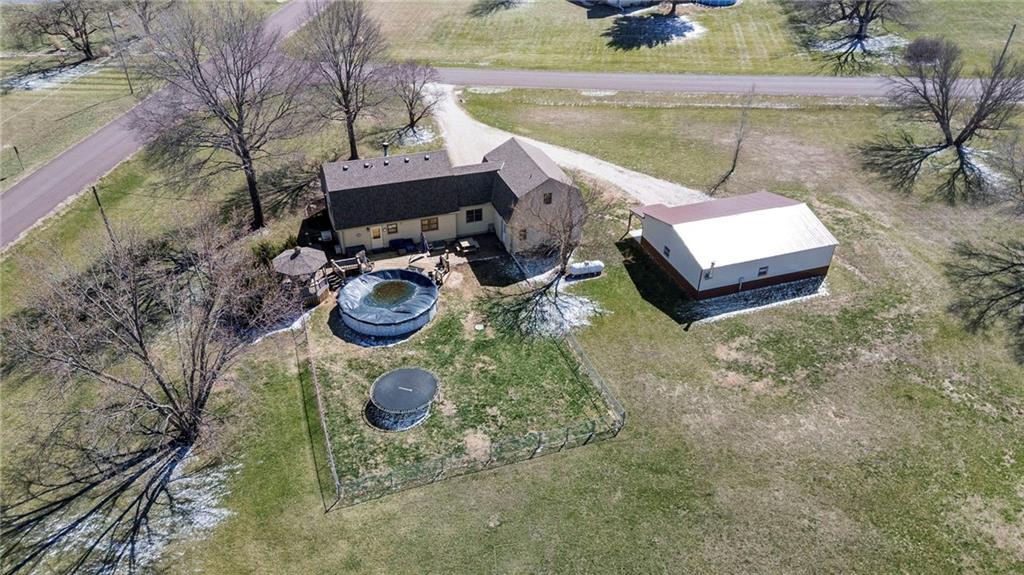 16788 Dwyer Road Basehor, KS 66007 - Photo 56 of 75