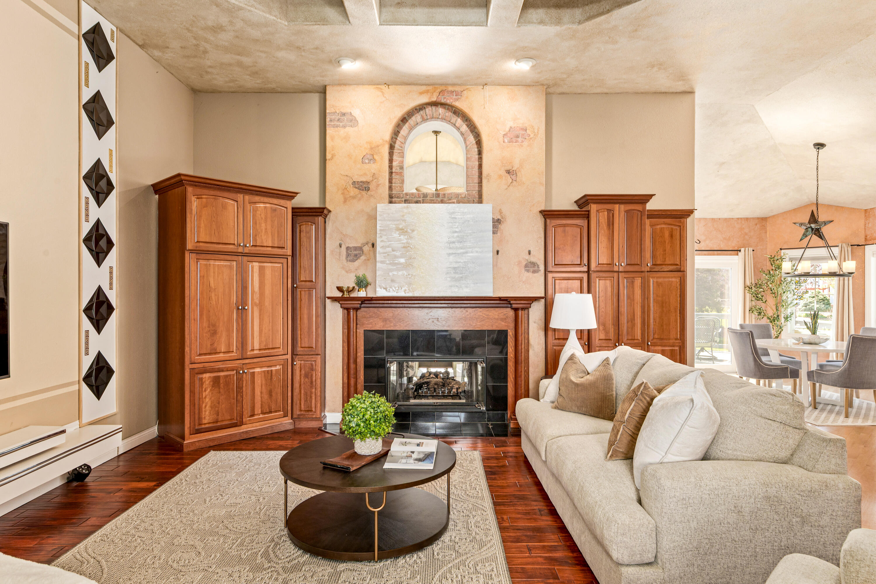 W251S5204 Poppy Fields Road Waukesha, WI 53189 - Photo 16 of 70 GAS FIREPLACE