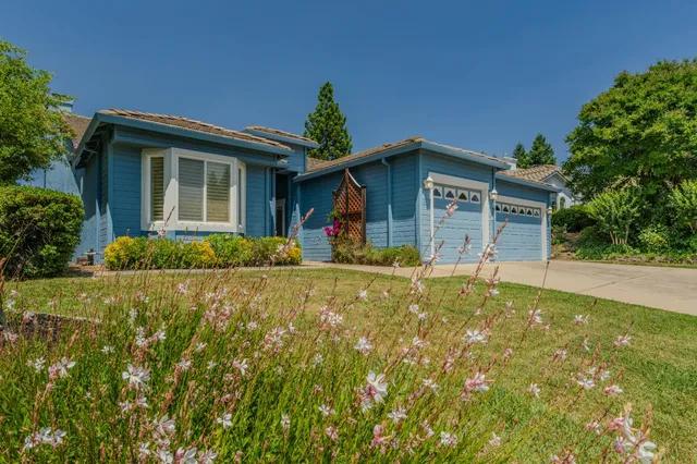 $529,000 | 1209 Oak View Drive, Ione, CA 95640