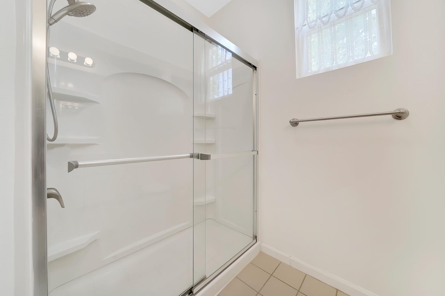 1209 Oak View Drive Ione, CA 95640 - Photo 37 of 48 HALL BATHROOM