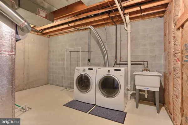 $2,500 | 1127 Wicklow Court, Hummelstown, PA 17036