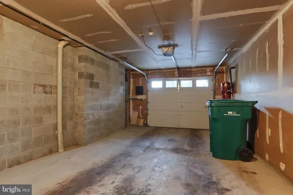 $2,500 | 1127 Wicklow Court, Hummelstown, PA 17036