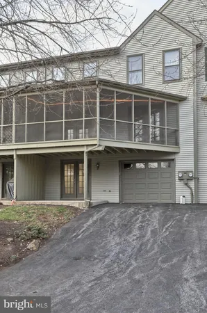 $2,500 | 1127 Wicklow Court, Hummelstown, PA 17036