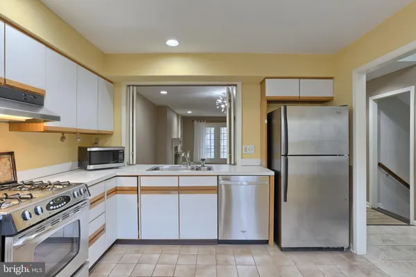 $2,500 | 1127 Wicklow Court, Hummelstown, PA 17036