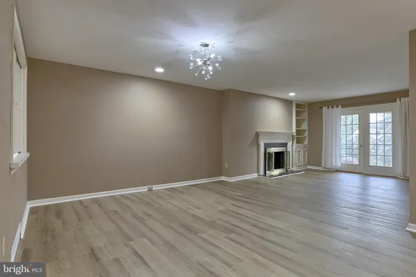 $2,500 | 1127 Wicklow Court, Hummelstown, PA 17036