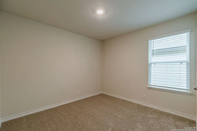 $2,350 | 21063 Gravel Keep, San Antonio, TX 78266