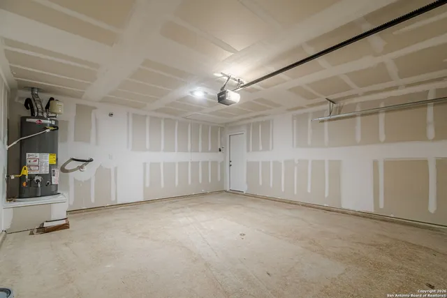 $2,350 | 21063 Gravel Keep, San Antonio, TX 78266