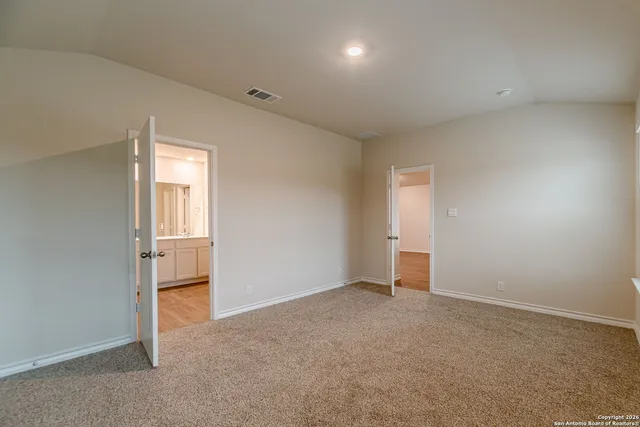 $2,350 | 21063 Gravel Keep, San Antonio, TX 78266