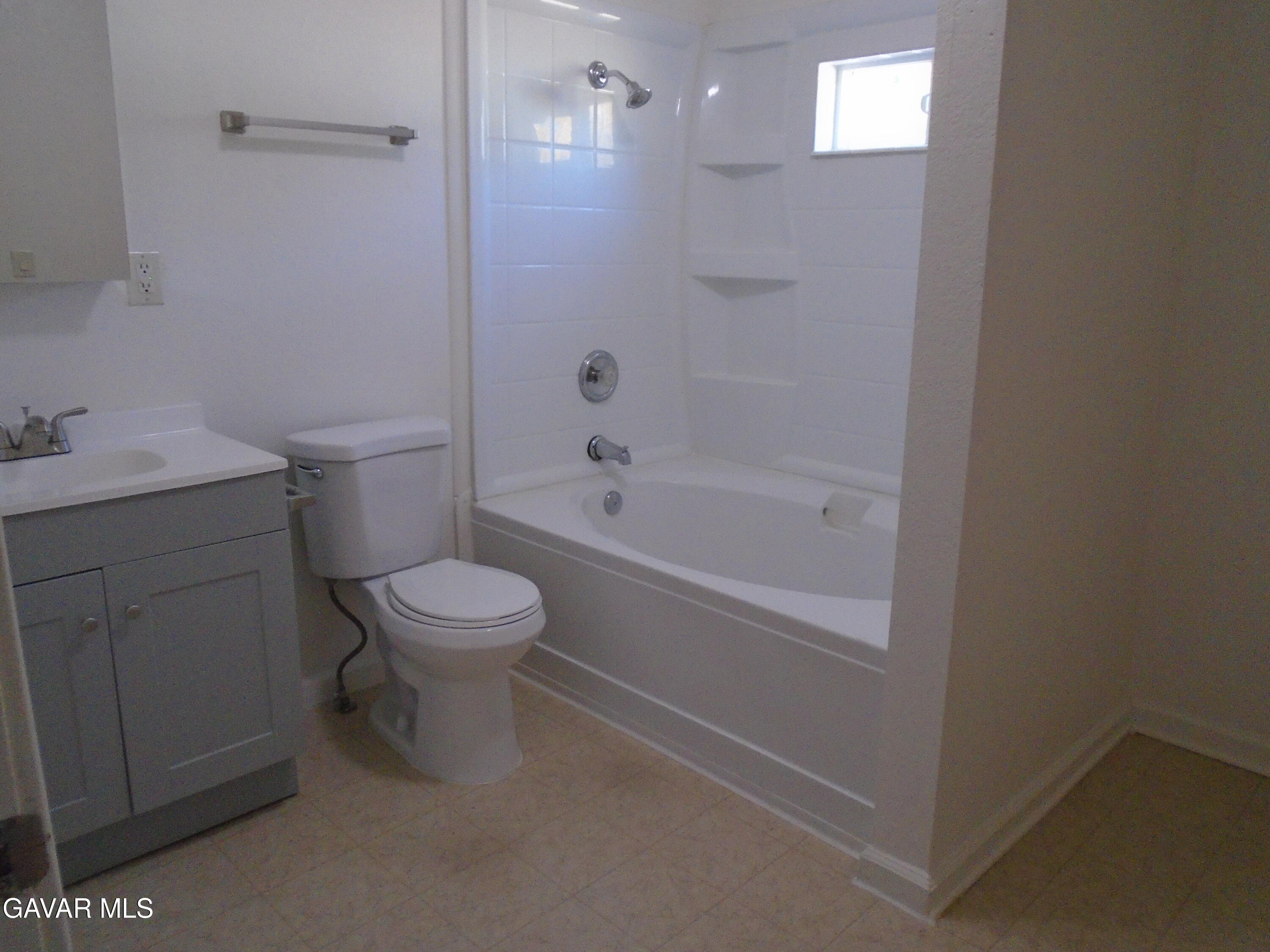 1423 Jenner Street Lancaster, CA 93534 - Photo 15 of 25 DSC04802