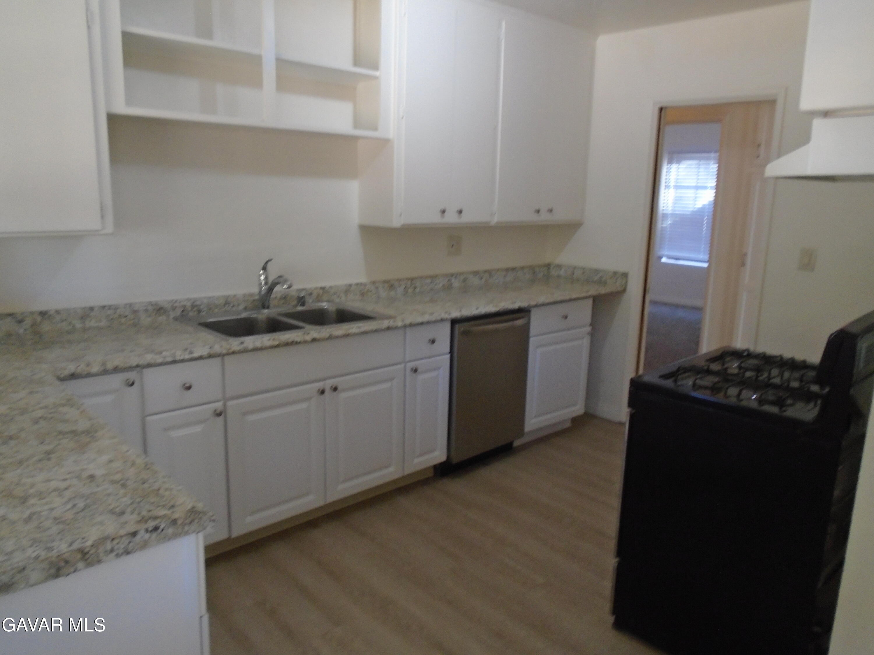 1423 Jenner Street Lancaster, CA 93534 - Photo 7 of 25 DSC04808