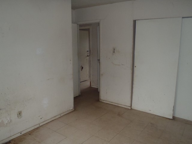 652 Fir Lane Lockhart, TX 78644 - Photo 22 of 26 an empty room with closet