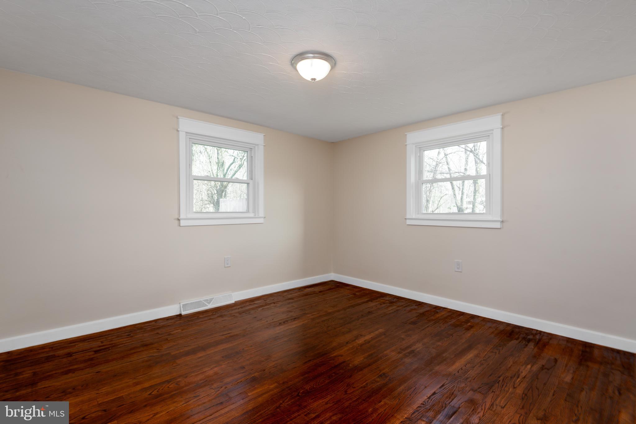 604 Piketown Road Harrisburg, PA 17112 - Photo 14 of 28 Gallery Image 14