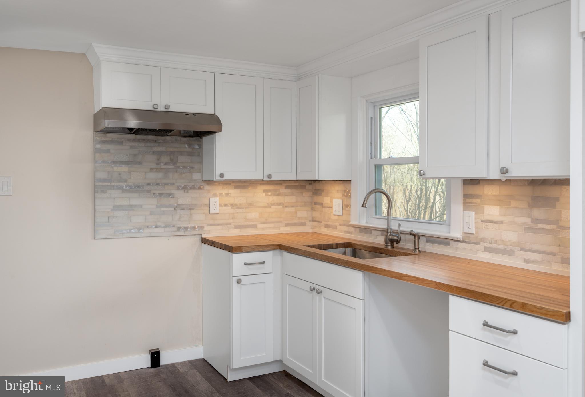 604 Piketown Road Harrisburg, PA 17112 - Photo 7 of 28 Gallery Image 7