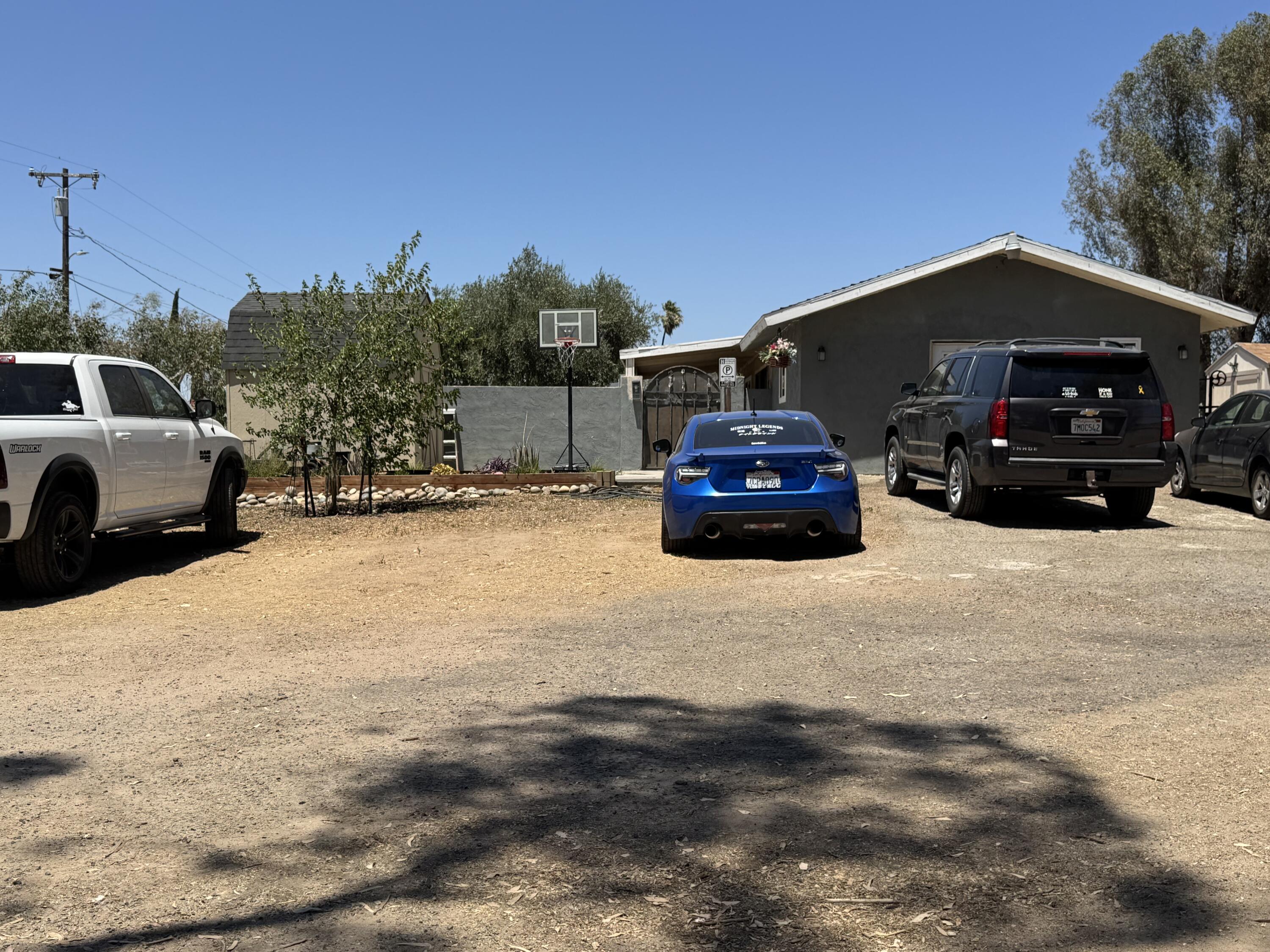 20283 Oakhill Road Madera, CA 93638 - Photo 2 of 8 IMG_3956