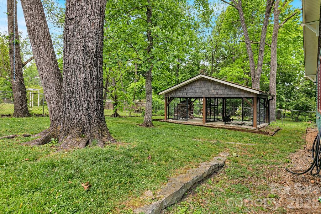 49 Miner Street Brevard, NC 28712 - Photo 43 of 47
